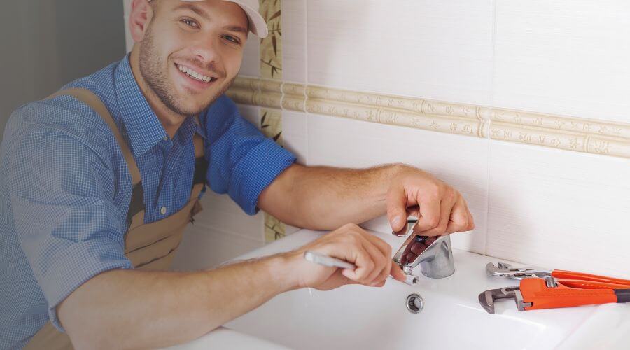 Faucet cartridge replacement in Kell, IL